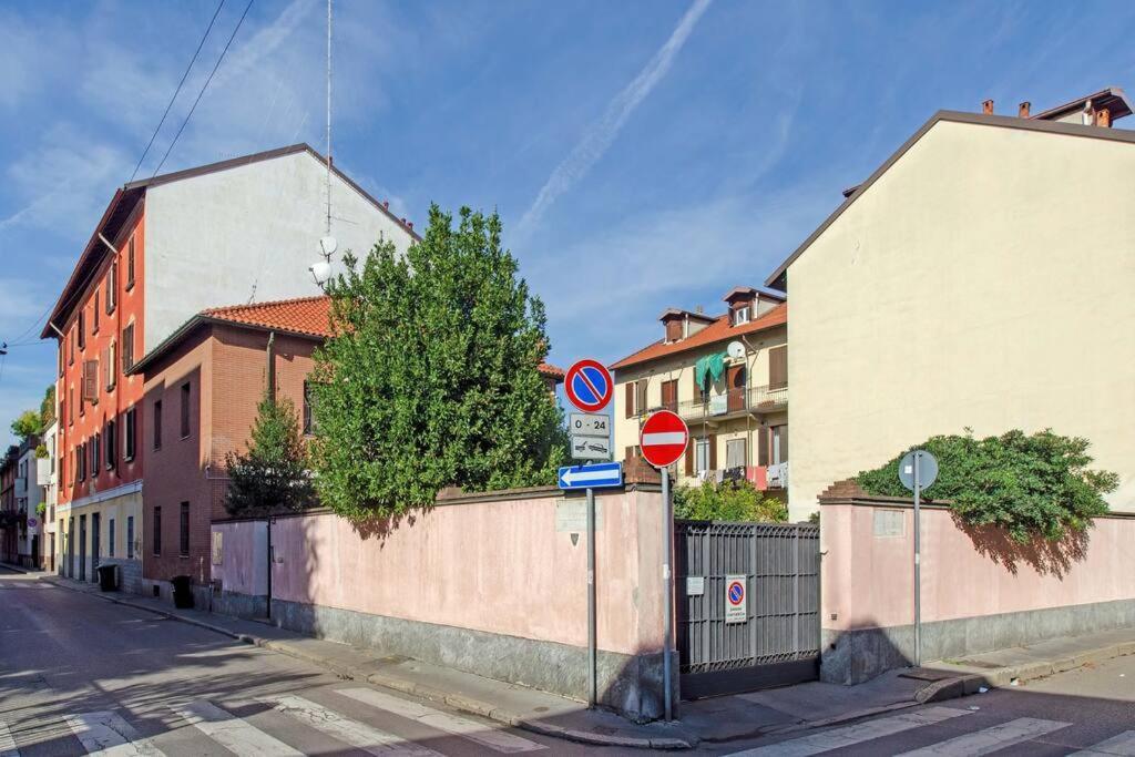 Ferienwohnung Un Insospettabile Angolo Verde In Citta Mailand Exterior foto
